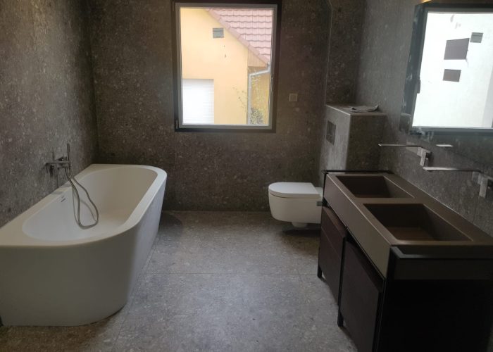 Travaux de plomberie et sanitaire dans une salle de bain à Mulhouse - DK Concept